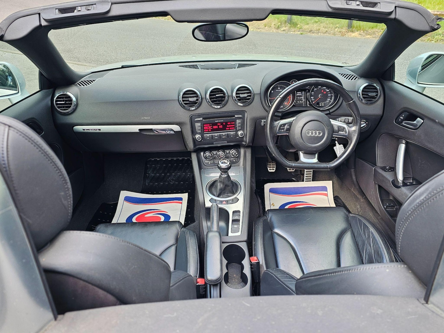 Vehicle 33