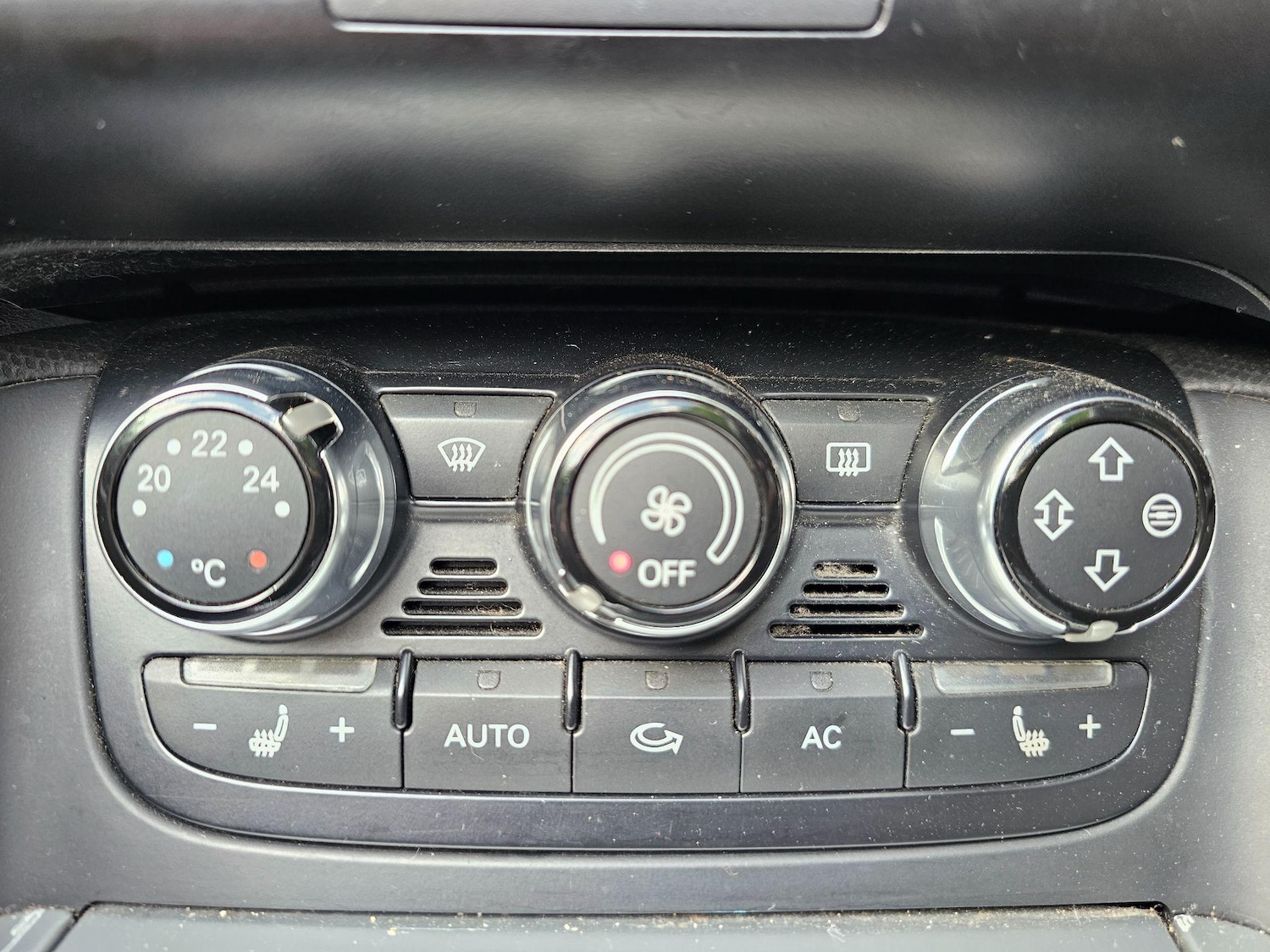 Used Audi TT 2010 for sale - 74762987: Photo 51