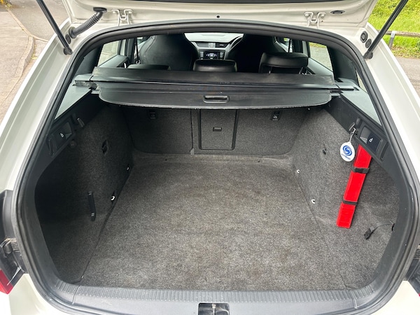 Used Skoda Octavia 2015 for sale - 74553822: Photo 36