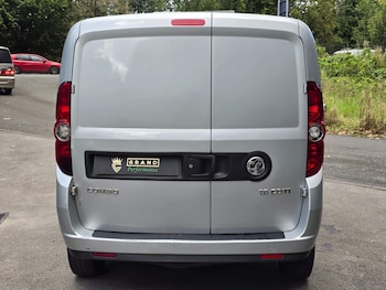 Used Vauxhall Combo 2016 for sale - 79039477: Photo