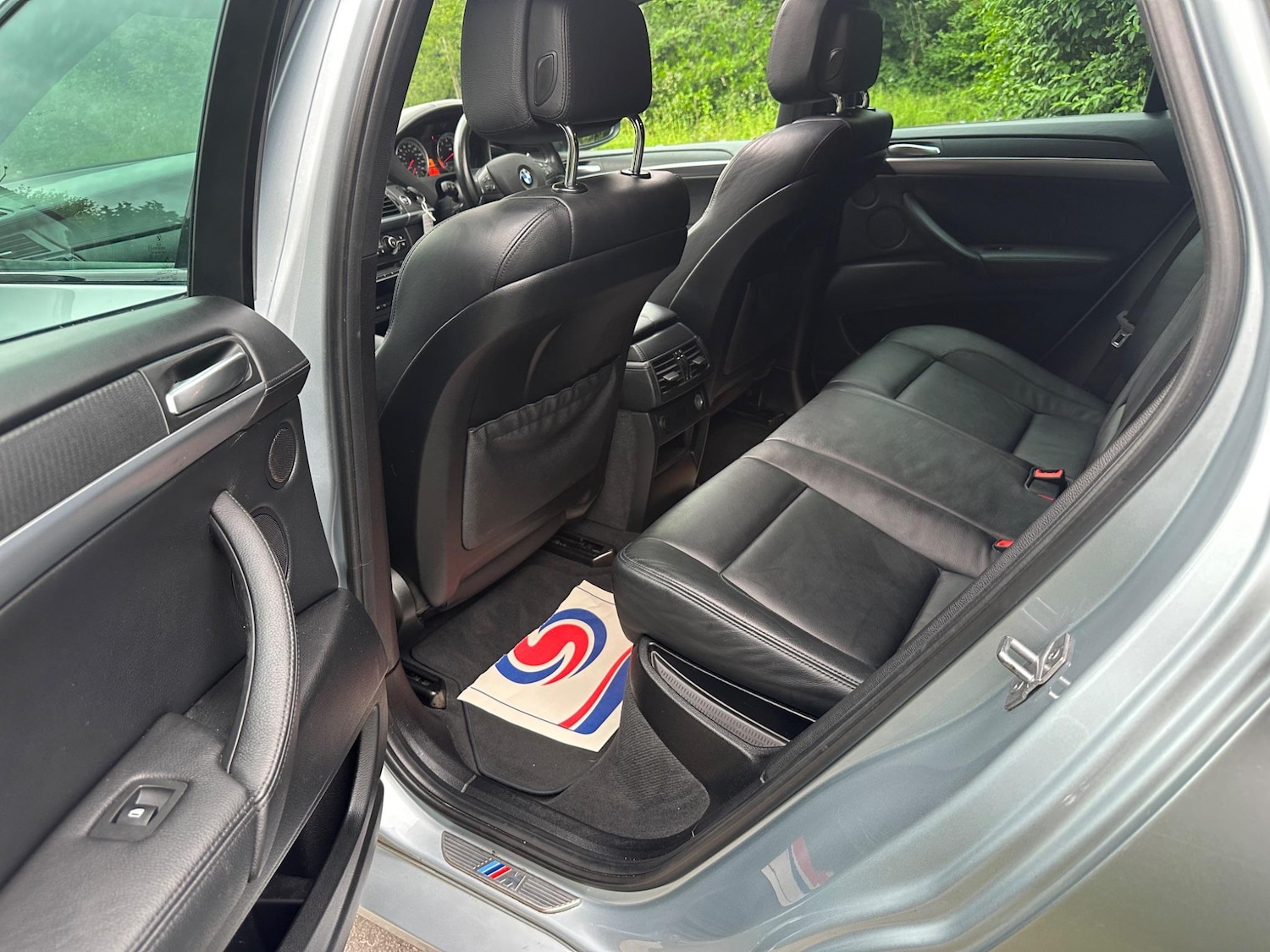 Vehicle 29