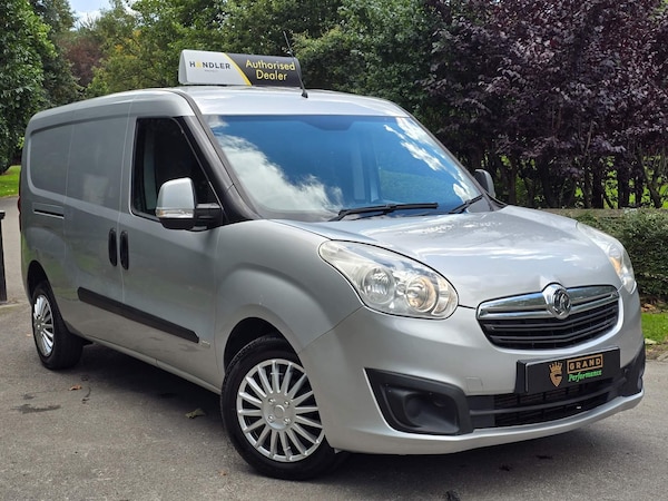 Used Vauxhall Combo 2016 for sale - 72605392: Photo 1