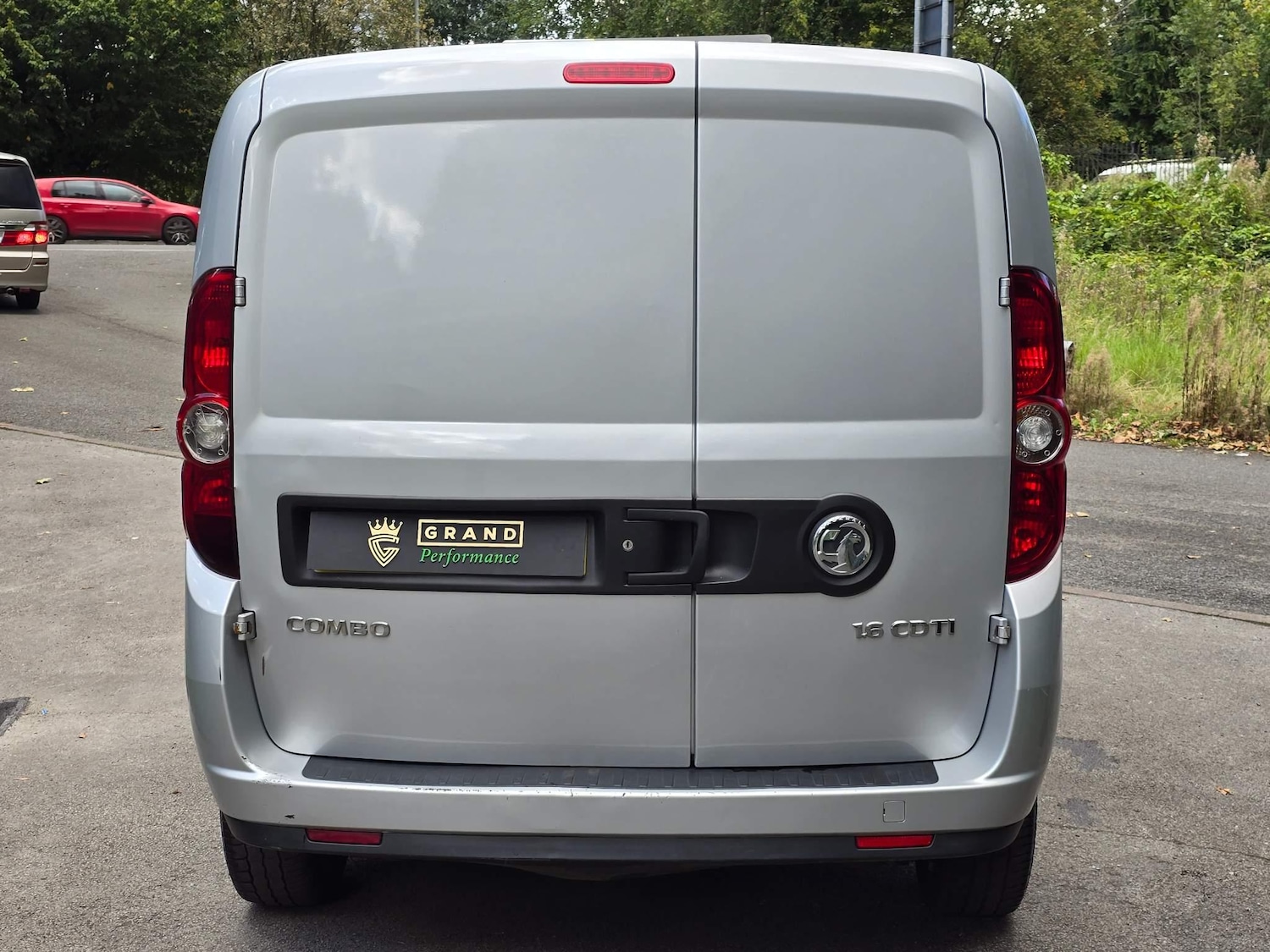 Used Vauxhall Combo 2016 for sale - 72605392: Photo 3