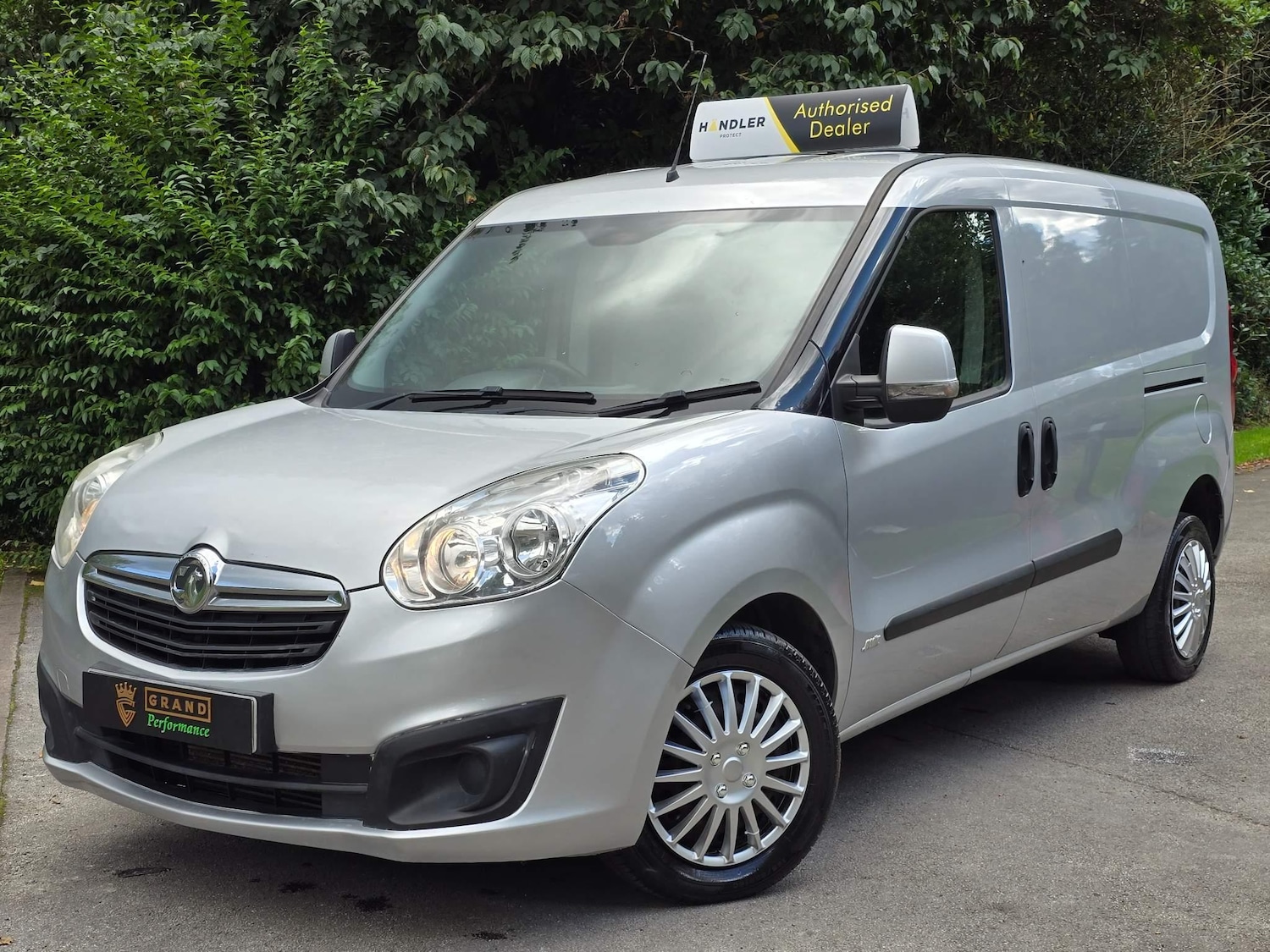 Used Vauxhall Combo 2016 for sale - 72605392: Photo 5