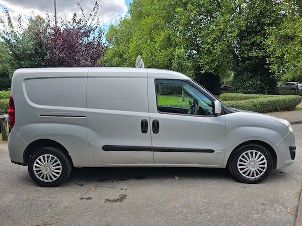 Used Vauxhall Combo 2016 for sale - 72605392: Photo 9