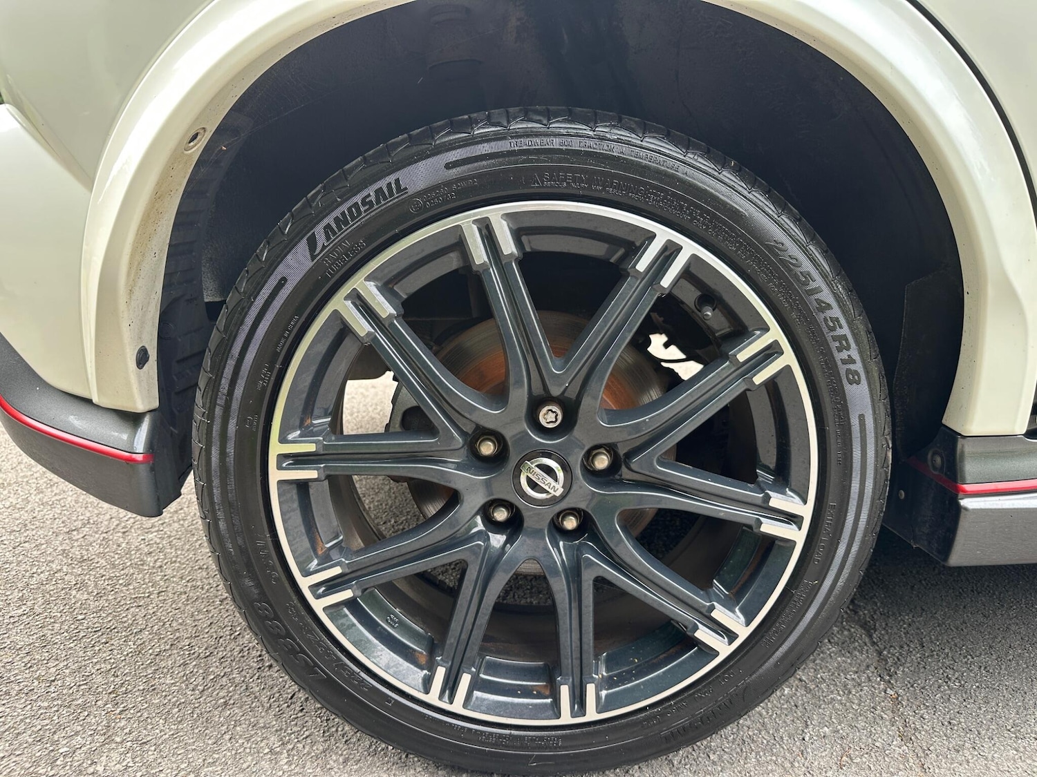 Used Nissan Juke 2014 for sale - 76991357: Photo 11