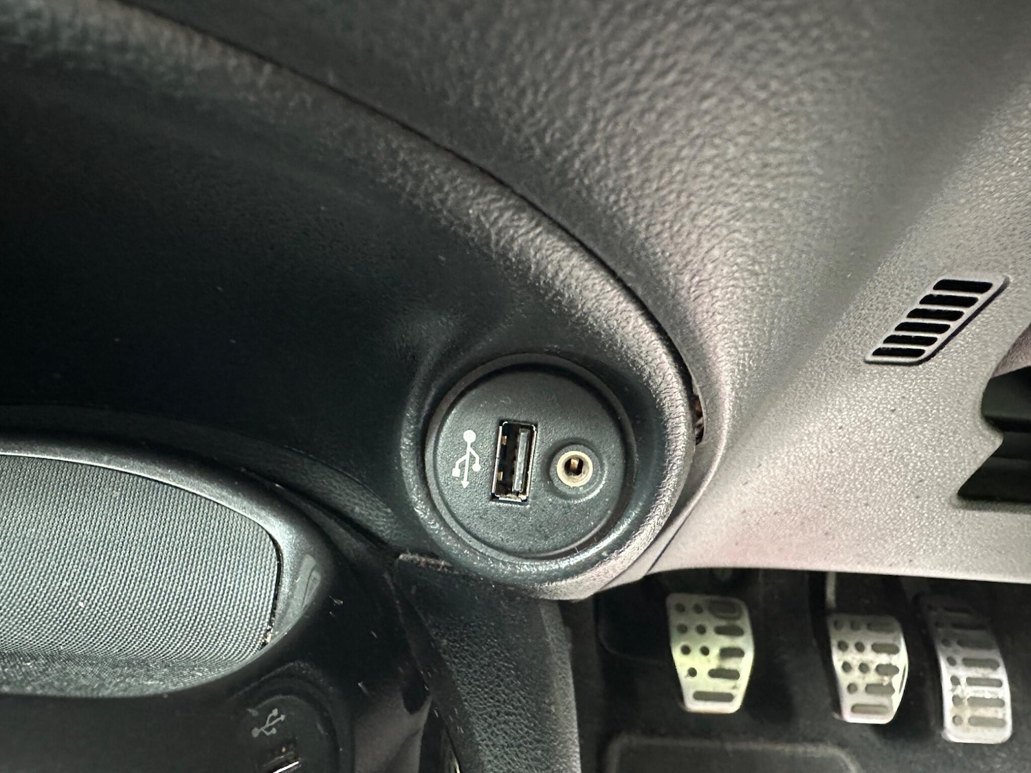 Used Nissan Juke 2014 for sale - 76991357: Photo 27