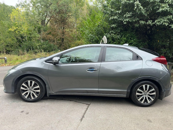 Used Honda Civic 2014 for sale - 76174884: Photo 30