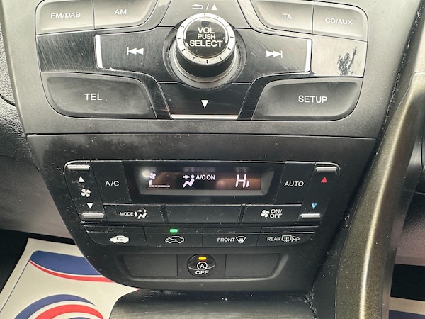 Used Honda Civic 2014 for sale - 76174884: Photo 46