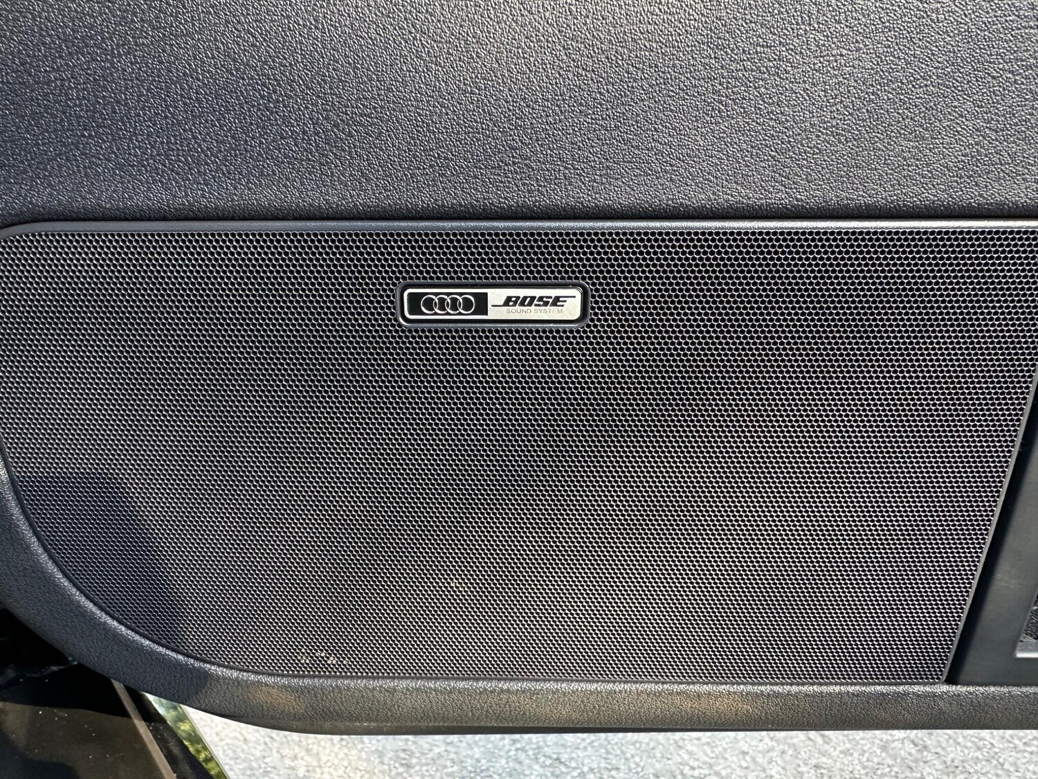 Used Audi TT 2005 for sale - 77633859: Photo 41