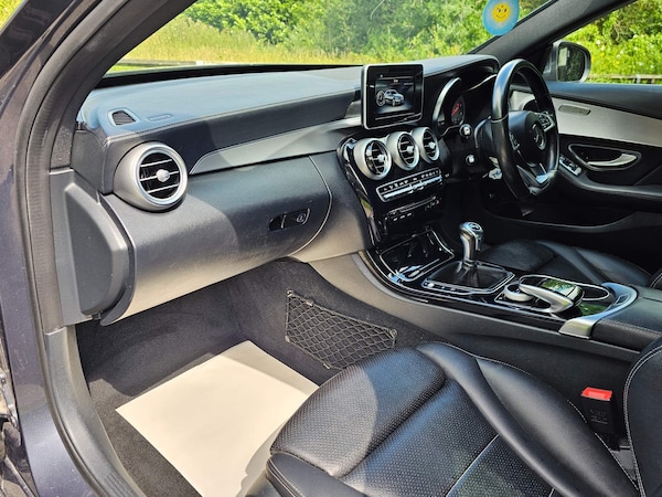 Used Mercedes-Benz C-Class 2014 for sale - 75376830: Photo 32