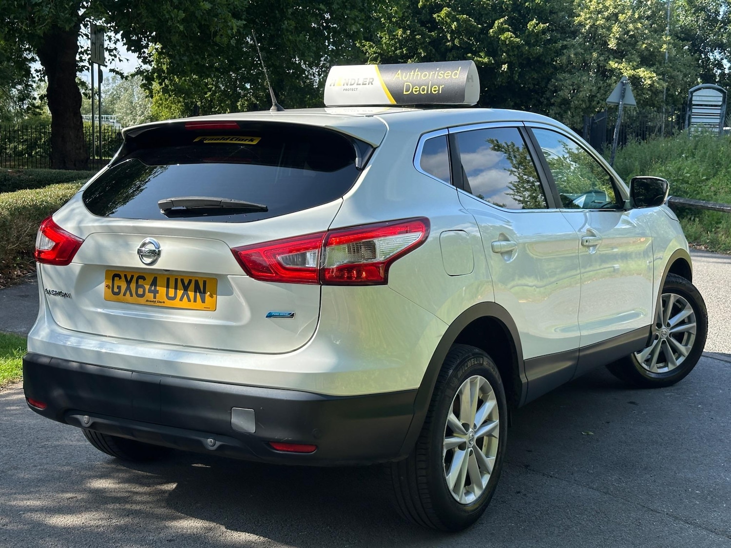 Used Nissan Qashqai for sale - 76993715: Photo 2