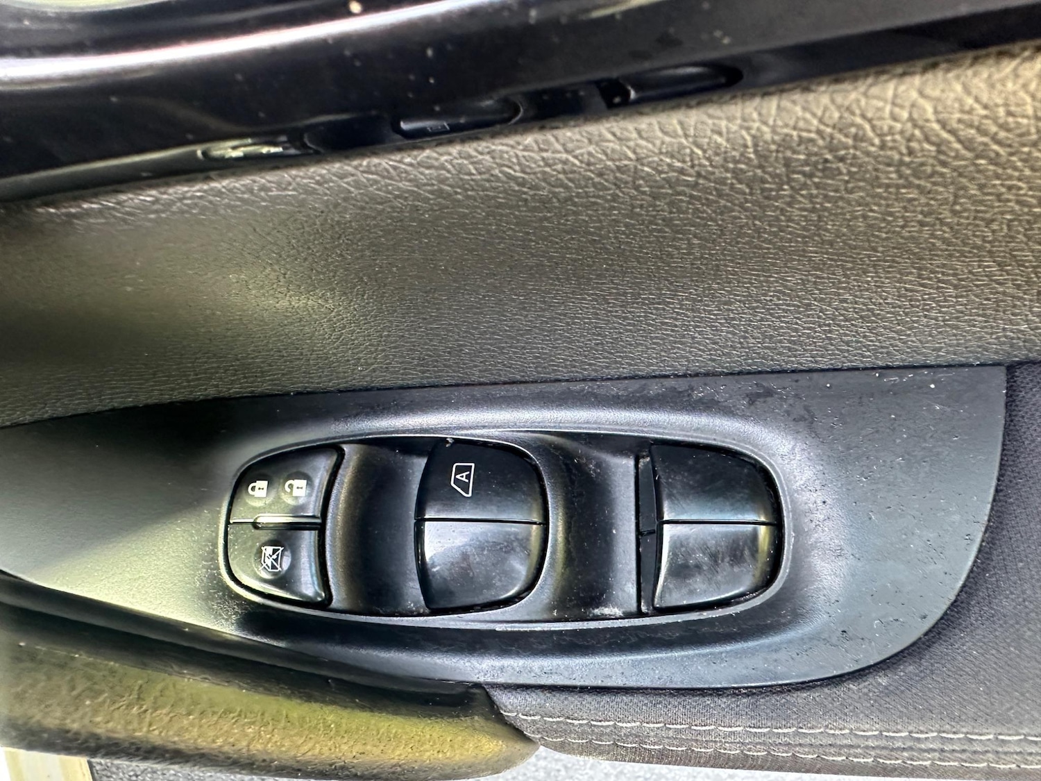 Used Nissan Qashqai for sale - 76993715: Photo 25