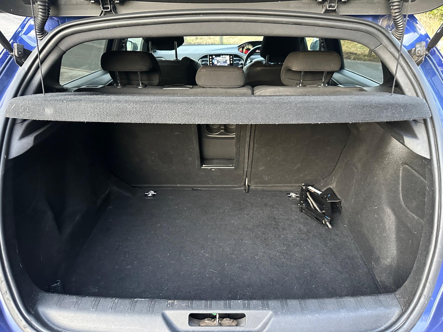 Used Peugeot 308 2016 for sale - 77175662: Photo 17