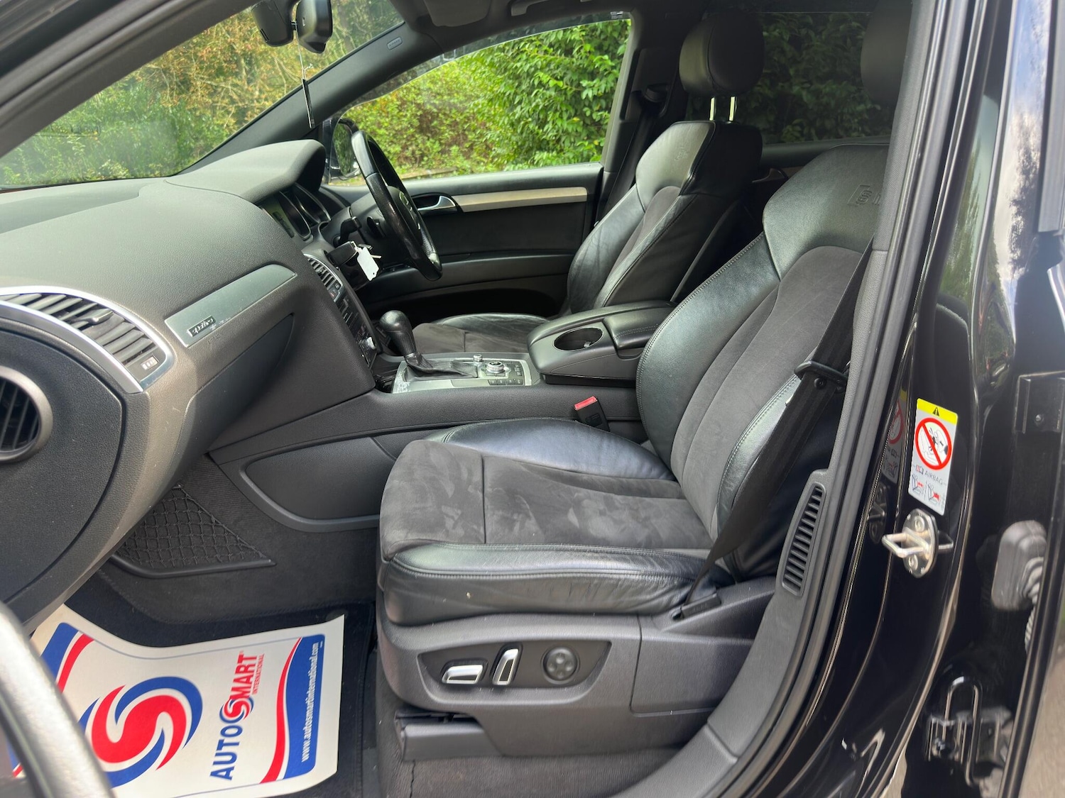 Used Audi Q7 2010 for sale - 76993571: Photo 28