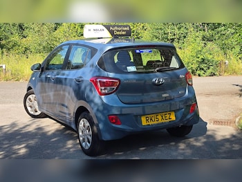 Used Hyundai i10 2015 for sale - 79157996: Photo