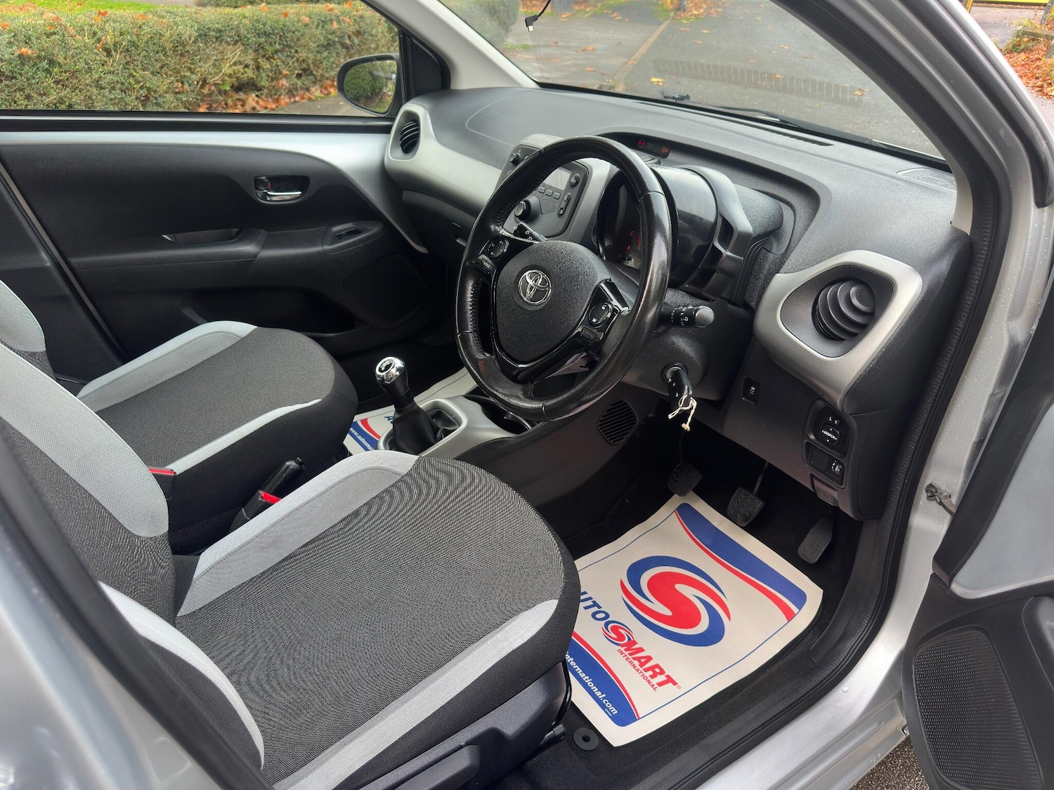 Used Toyota AYGO 2016 for sale - 76538854: Photo 43