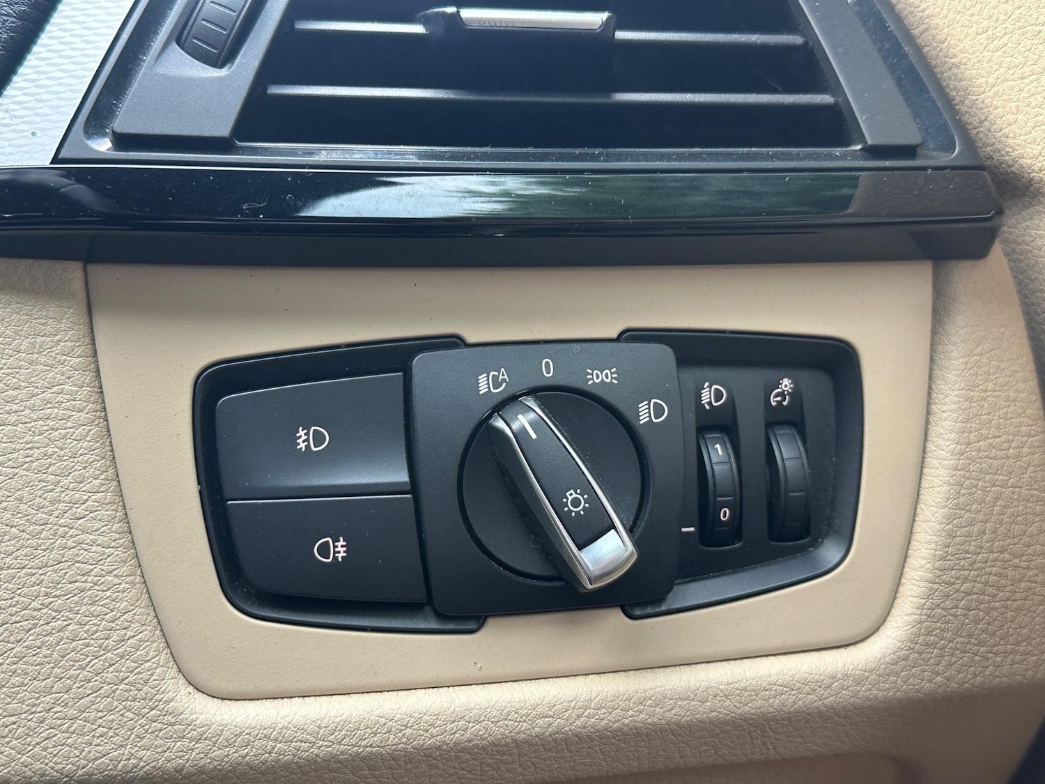 Used BMW 3 Series 2013 for sale - 76987739: Photo 25