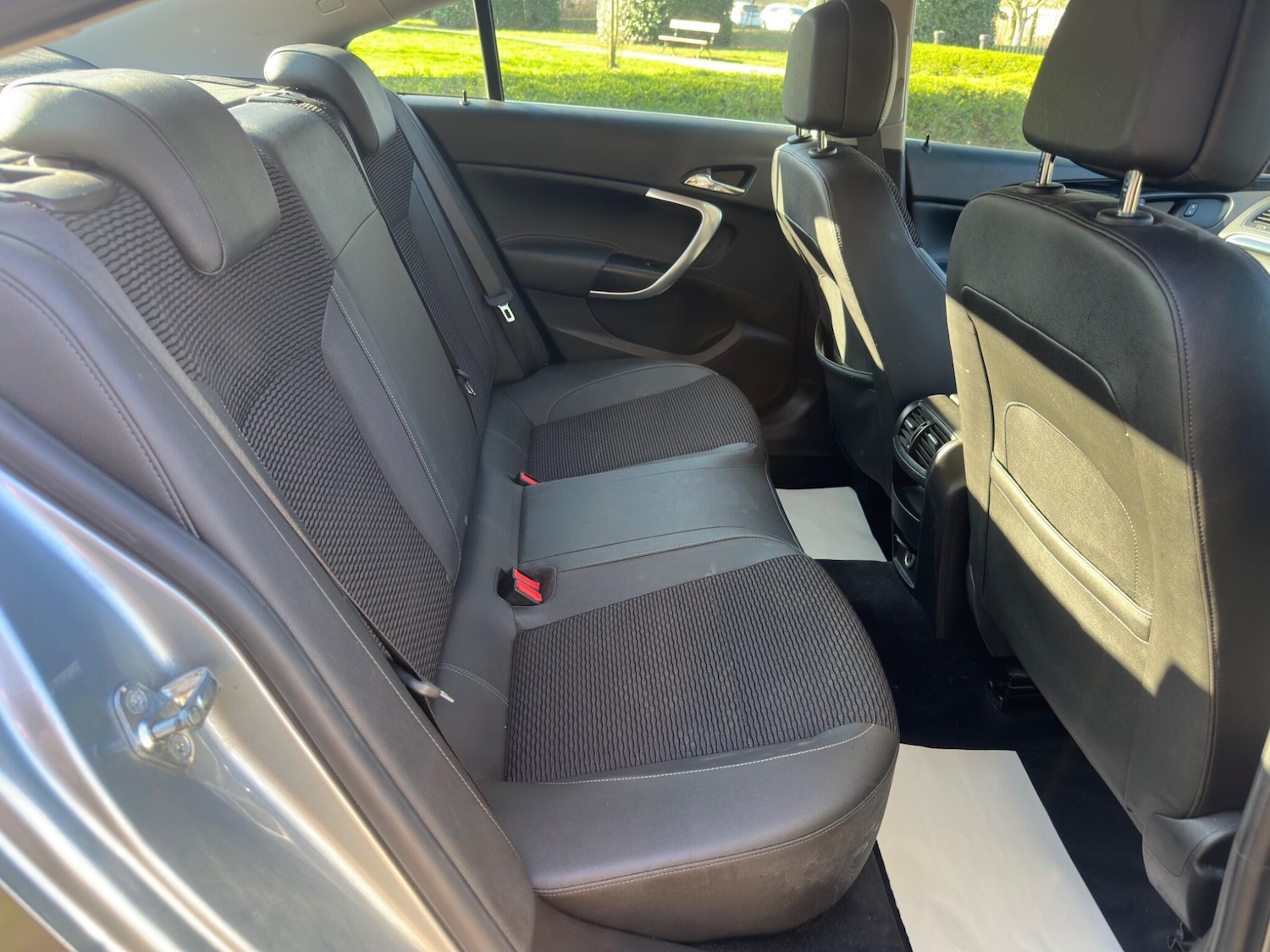 Used Vauxhall Insignia 2014 for sale - 77882657: Photo 27