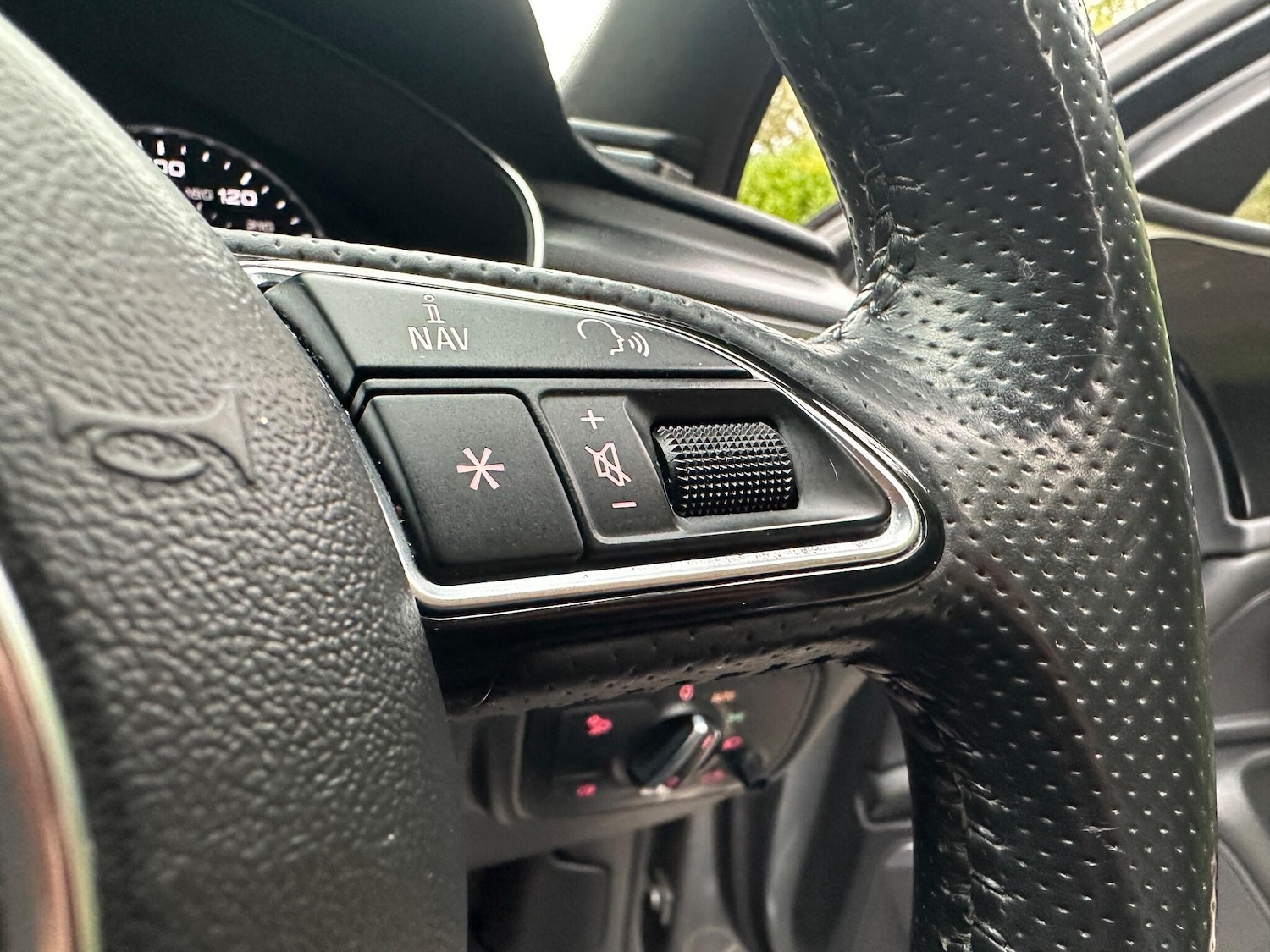 Used Audi A6 Avant 2014 for sale - 76175255: Photo 30