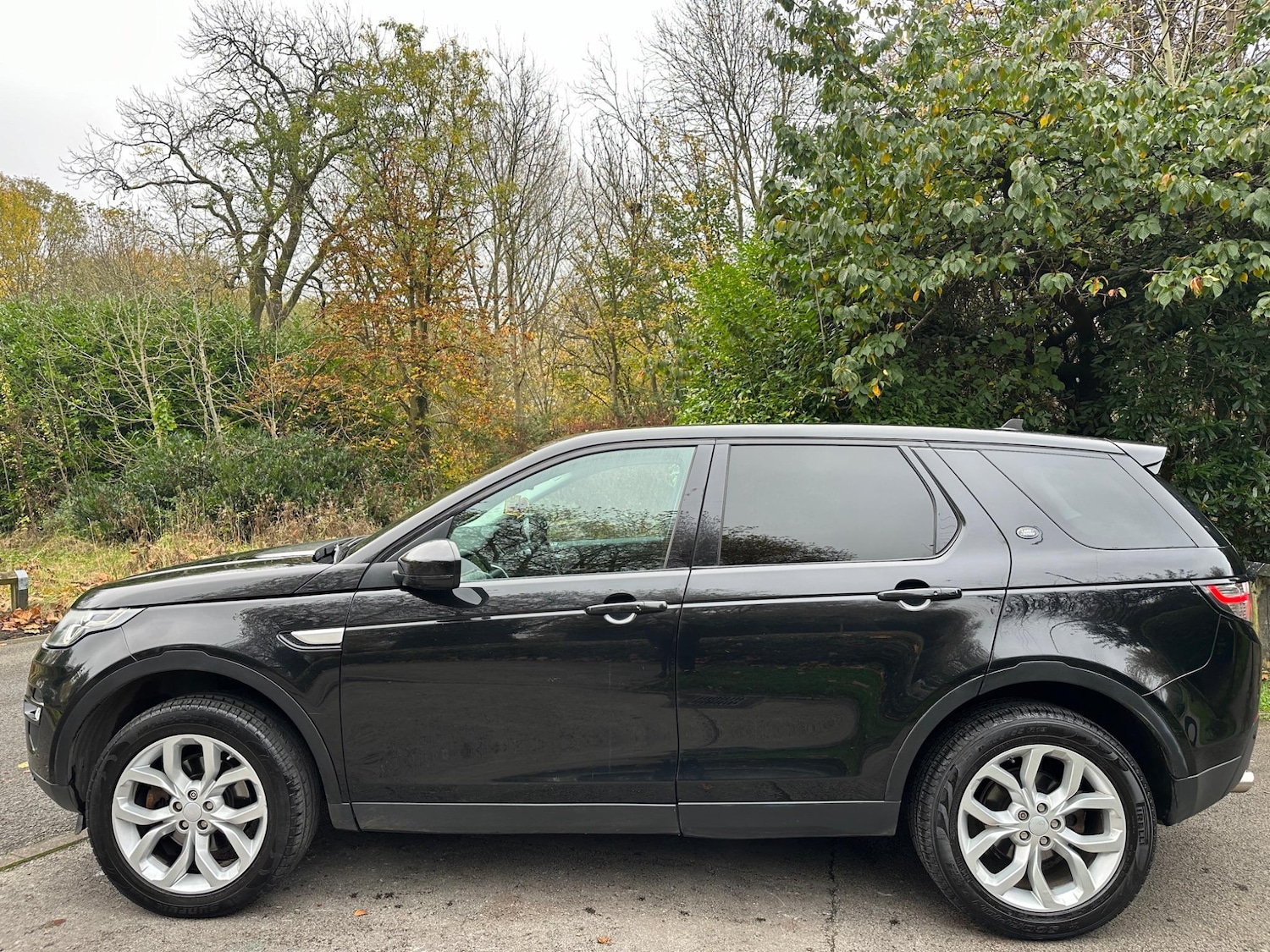 Used Land Rover Discovery Sport 2016 for sale - 76988712: Photo 14