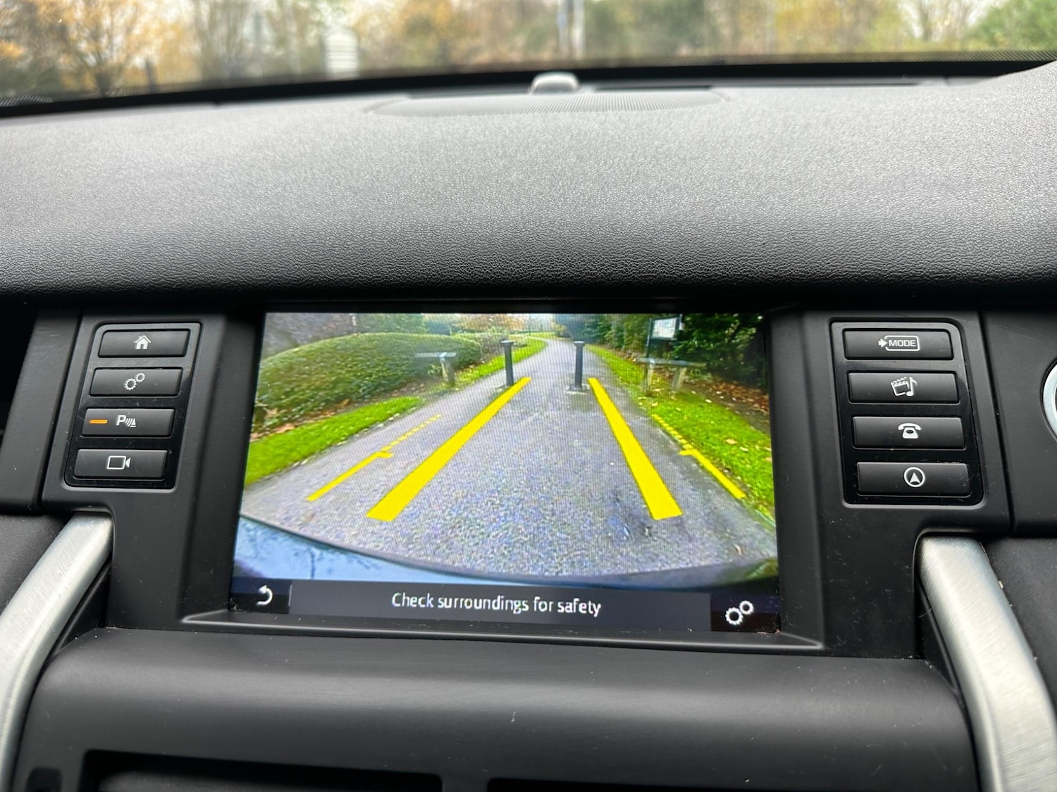 Used Land Rover Discovery Sport 2016 for sale - 76988712: Photo 47