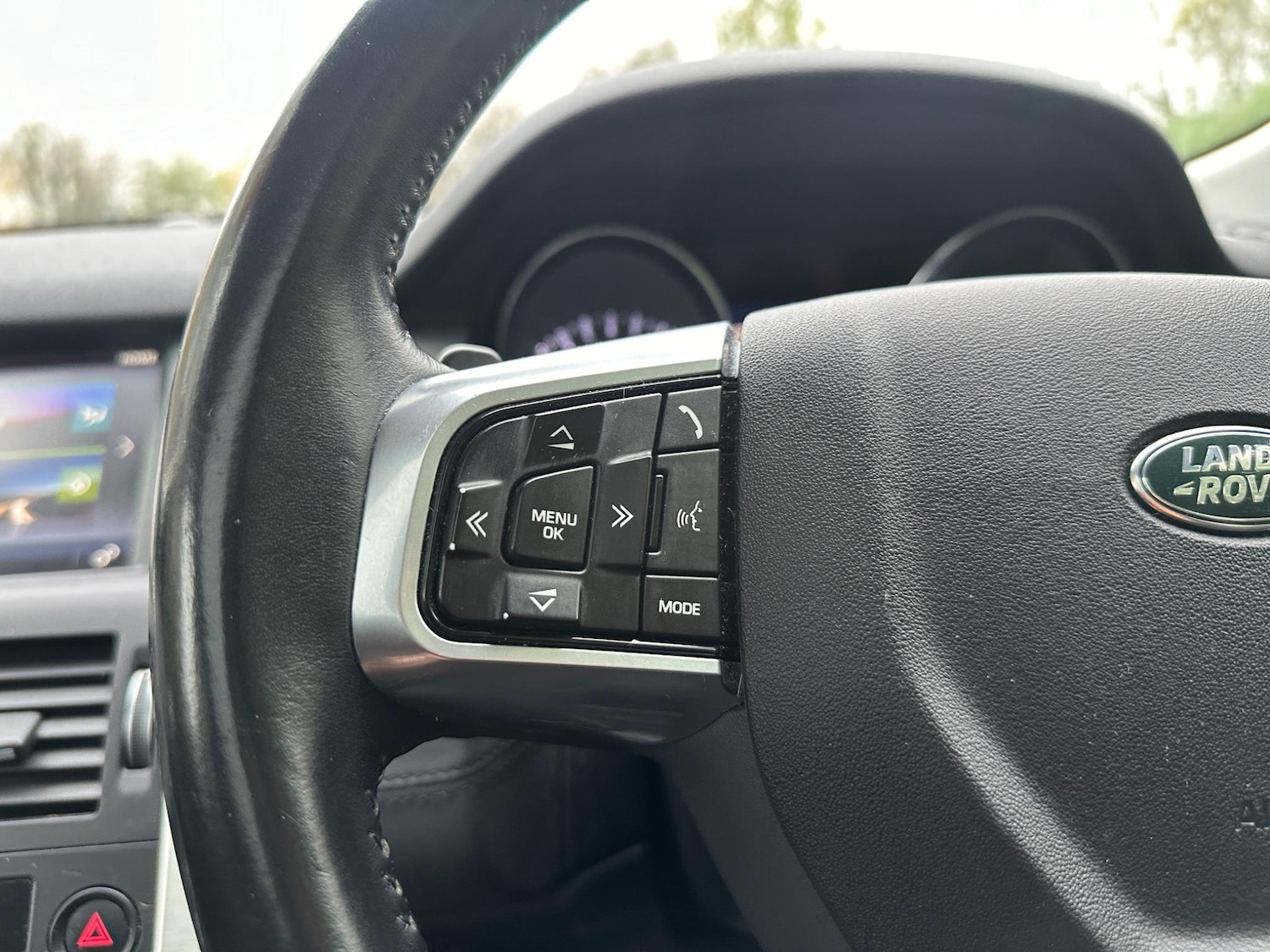 Used Land Rover Discovery Sport 2016 for sale - 76988712: Photo 48