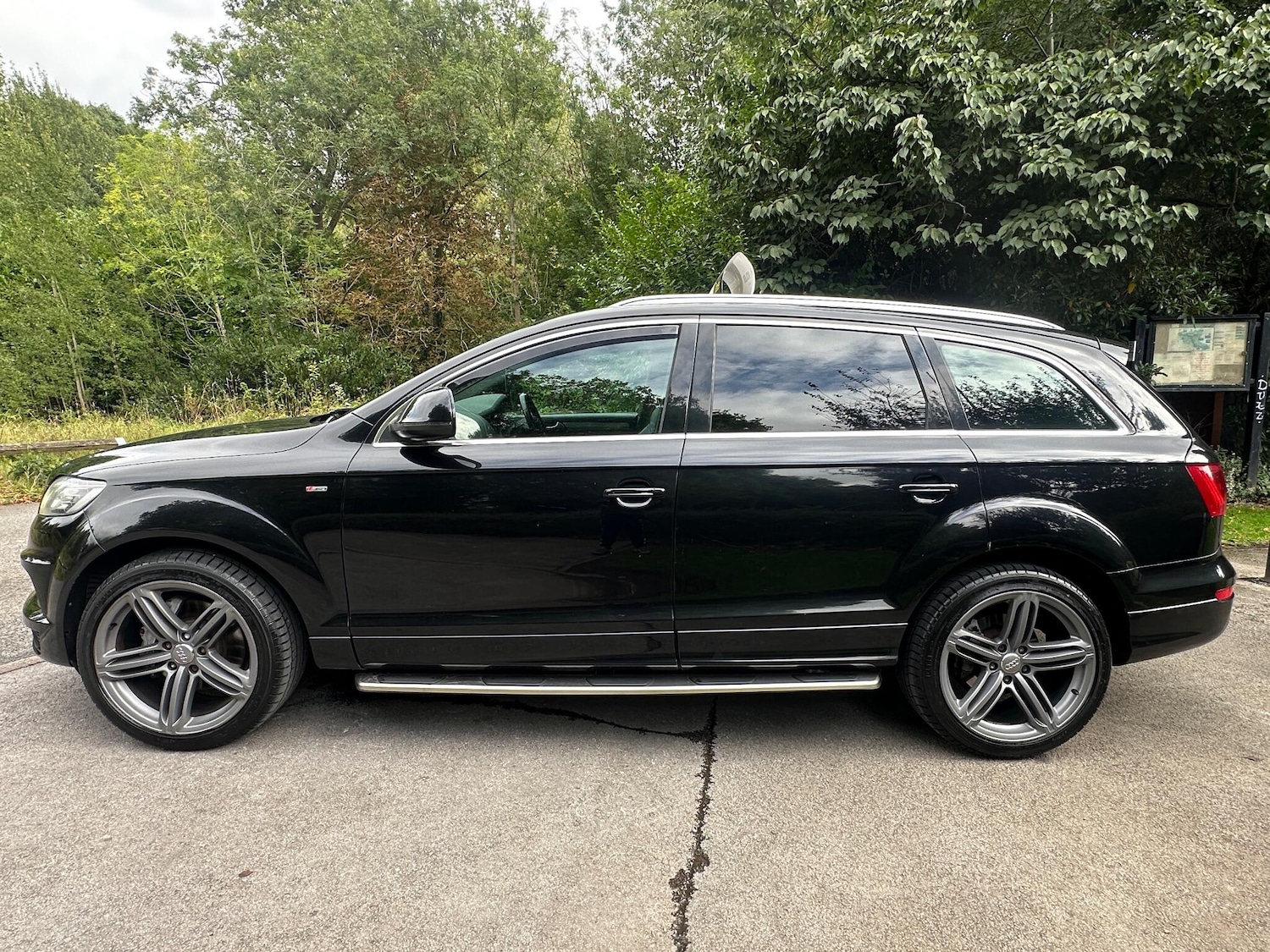 Used Audi Q7 2010 for sale - 76000987: Photo 37