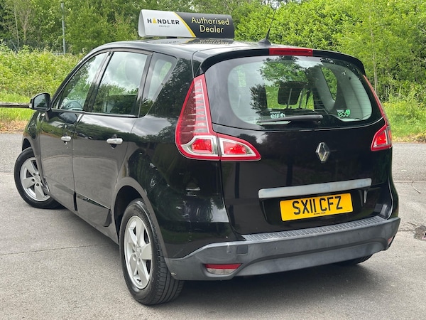 Used Renault Scenic 2011 for sale - 74811074: Photo 9