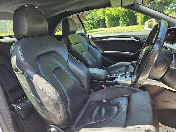 Used Audi A5 Cabriolet 2009 for sale - 75377489: Photo 28