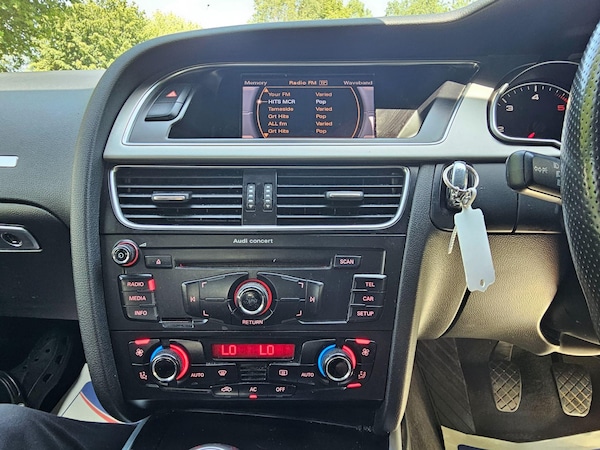 Used Audi A5 Cabriolet 2009 for sale - 75377489: Photo 44