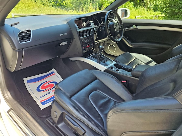 Used Audi A5 Cabriolet 2009 for sale - 75377489: Photo 47
