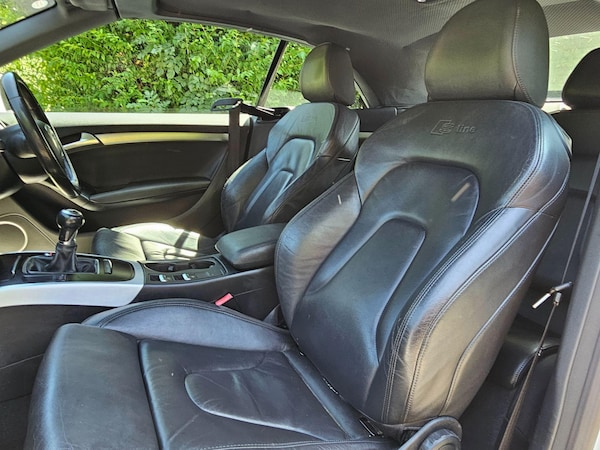 Used Audi A5 Cabriolet 2009 for sale - 75377489: Photo 49