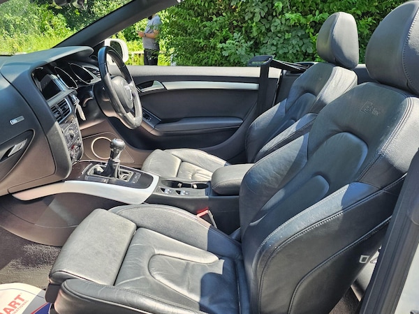 Used Audi A5 Cabriolet 2009 for sale - 75377489: Photo 51