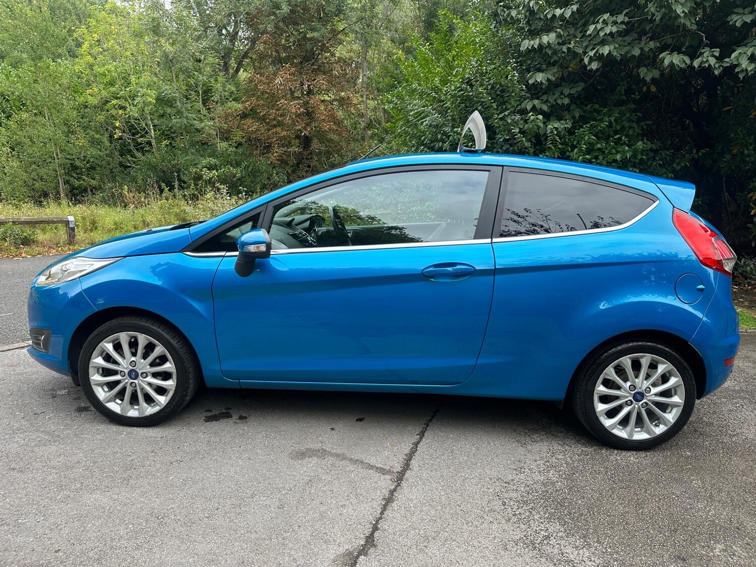 Vehicle 29