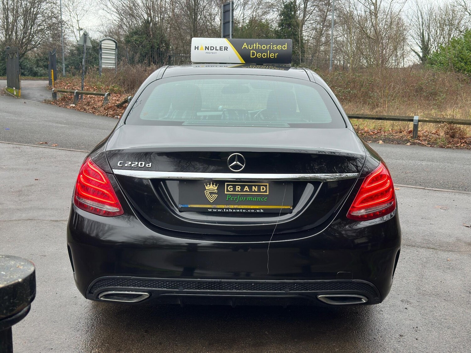 Used Mercedes-Benz C Class 2017 for sale - 76849754: Photo 18