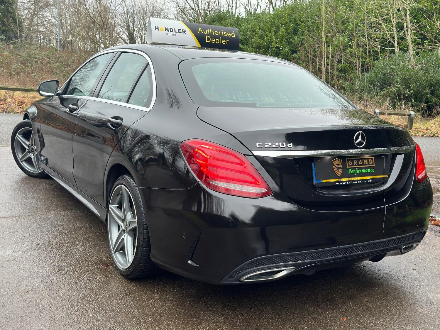 Used Mercedes-Benz C Class 2017 for sale - 76849754: Photo 31