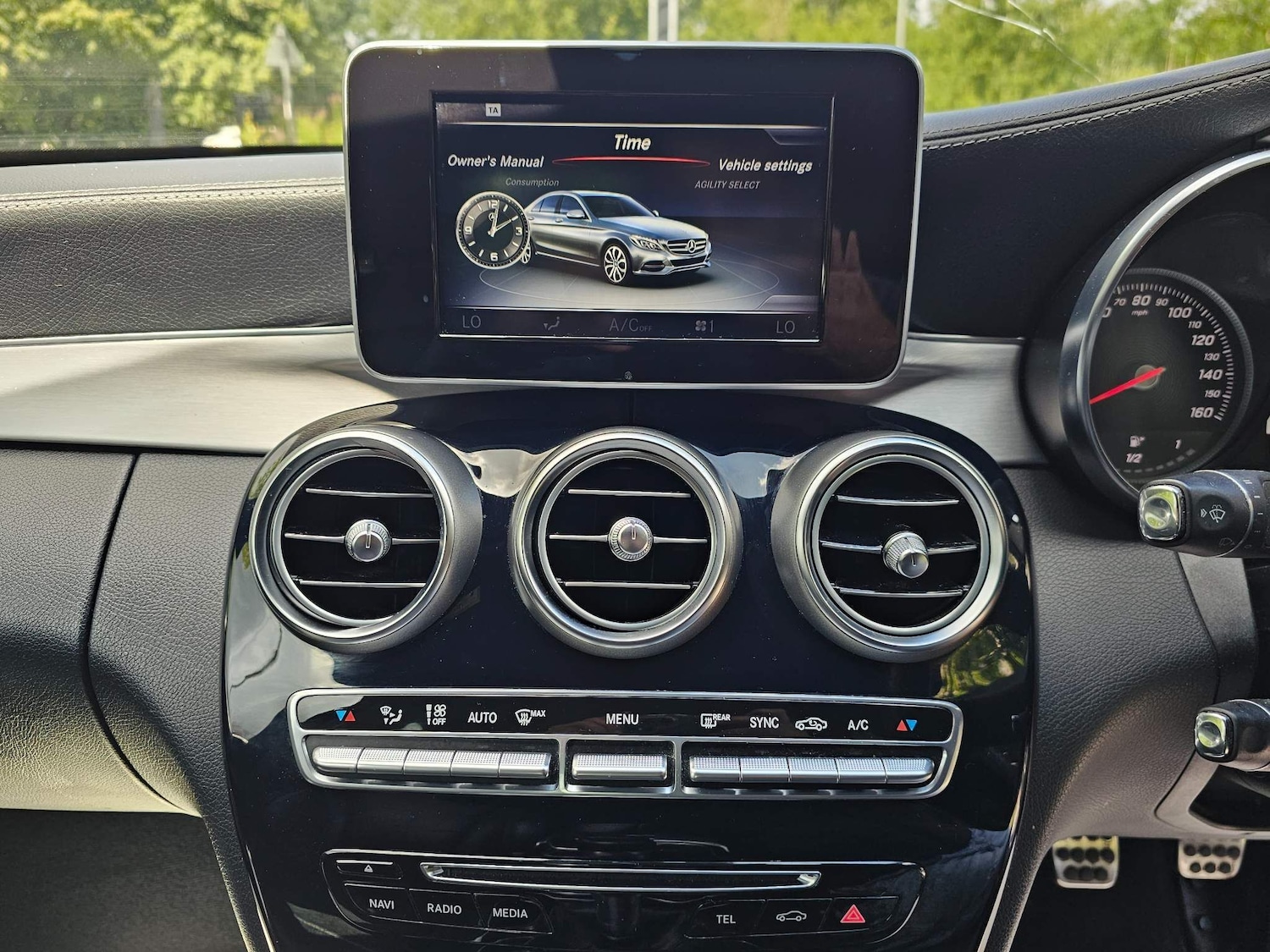 Used Mercedes-Benz C Class 2014 for sale - 76992766: Photo 42