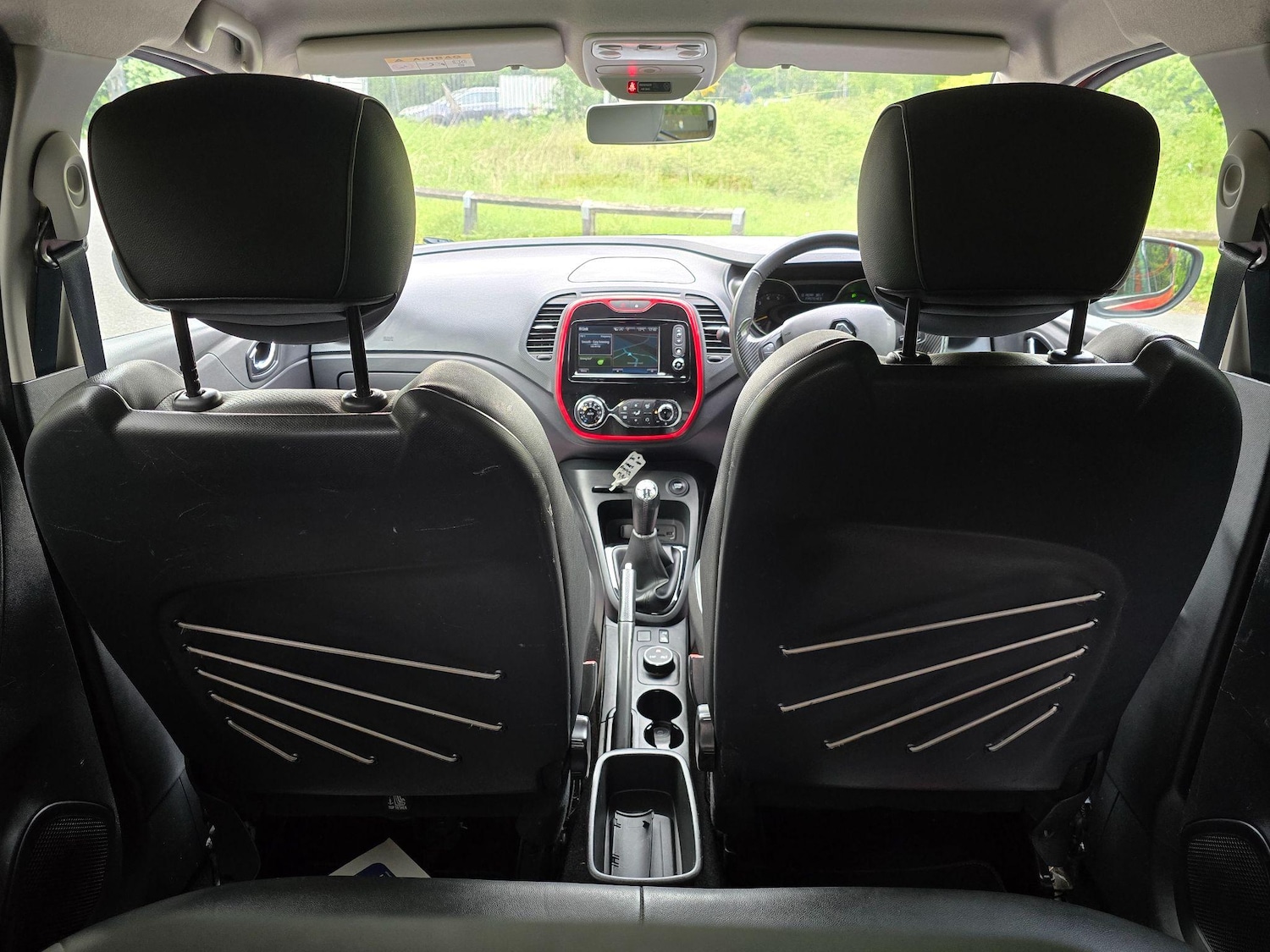 Used Renault Captur 2015 for sale - 76992576: Photo 15