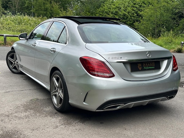 Used Mercedes-Benz C-Class 2017 for sale - 74787586: Photo 6
