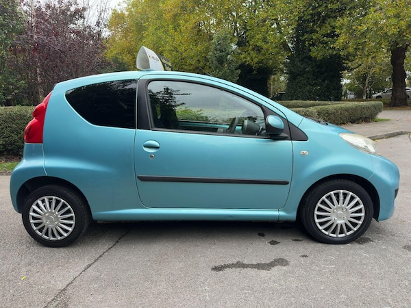 Used Peugeot 107 2010 for sale - 76189935: Photo 32