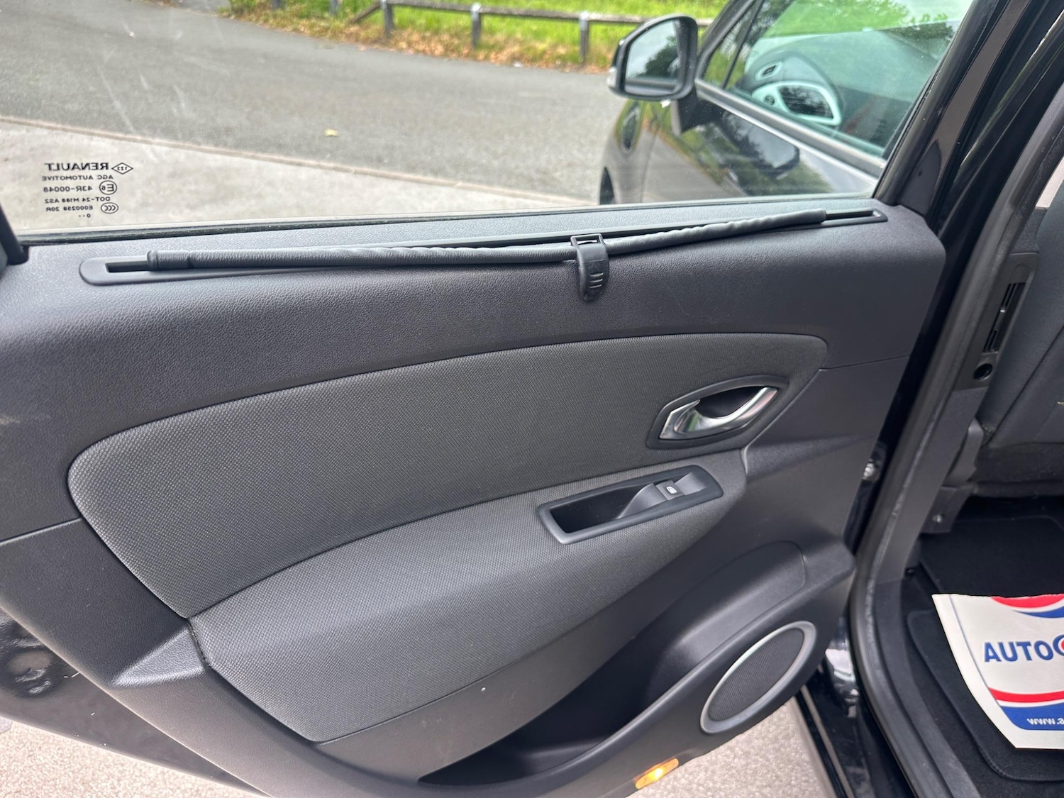 Used Renault Scenic 2011 for sale - 77925976: Photo 19