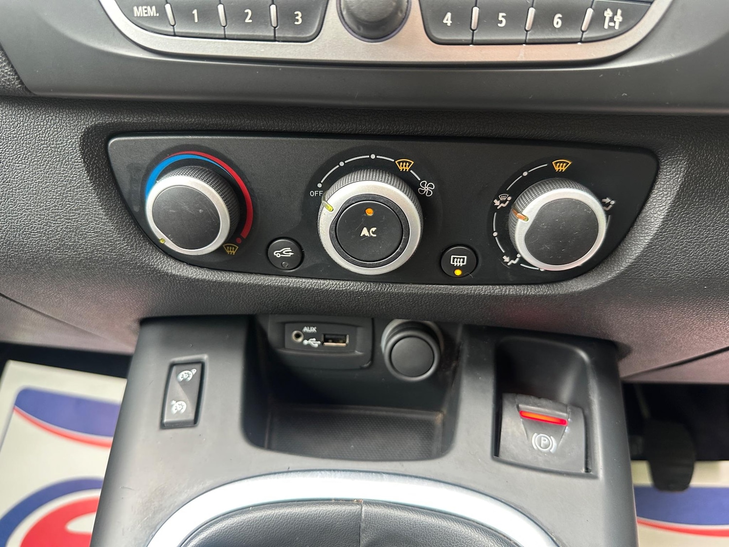 Used Renault Scenic 2011 for sale - 77925976: Photo 22