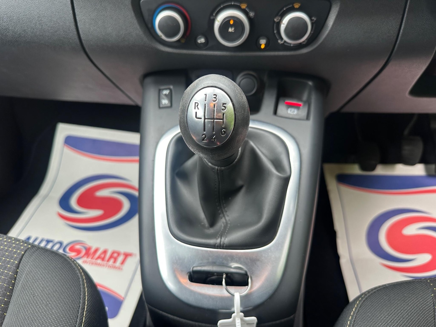 Used Renault Scenic 2011 for sale - 77925976: Photo 27