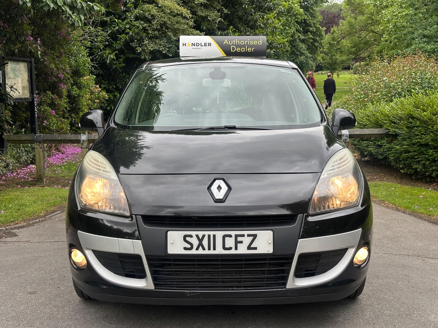 Used Renault Scenic 2011 for sale - 77925976: Photo 3