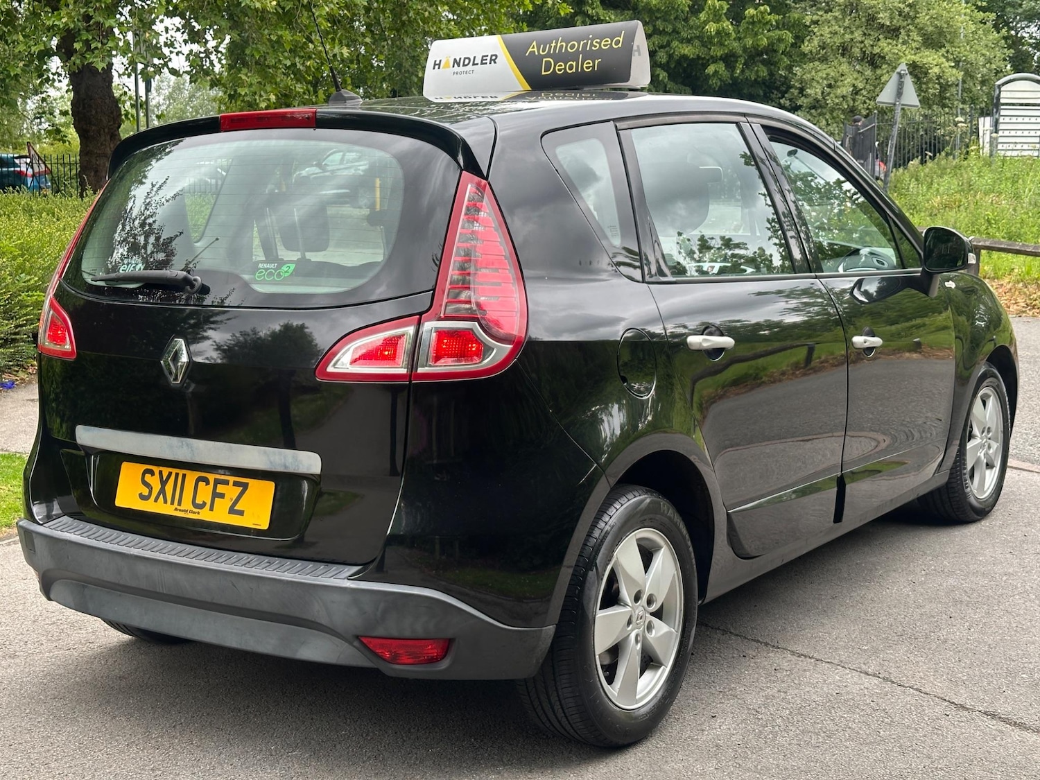 Used Renault Scenic 2011 for sale - 77925976: Photo 7