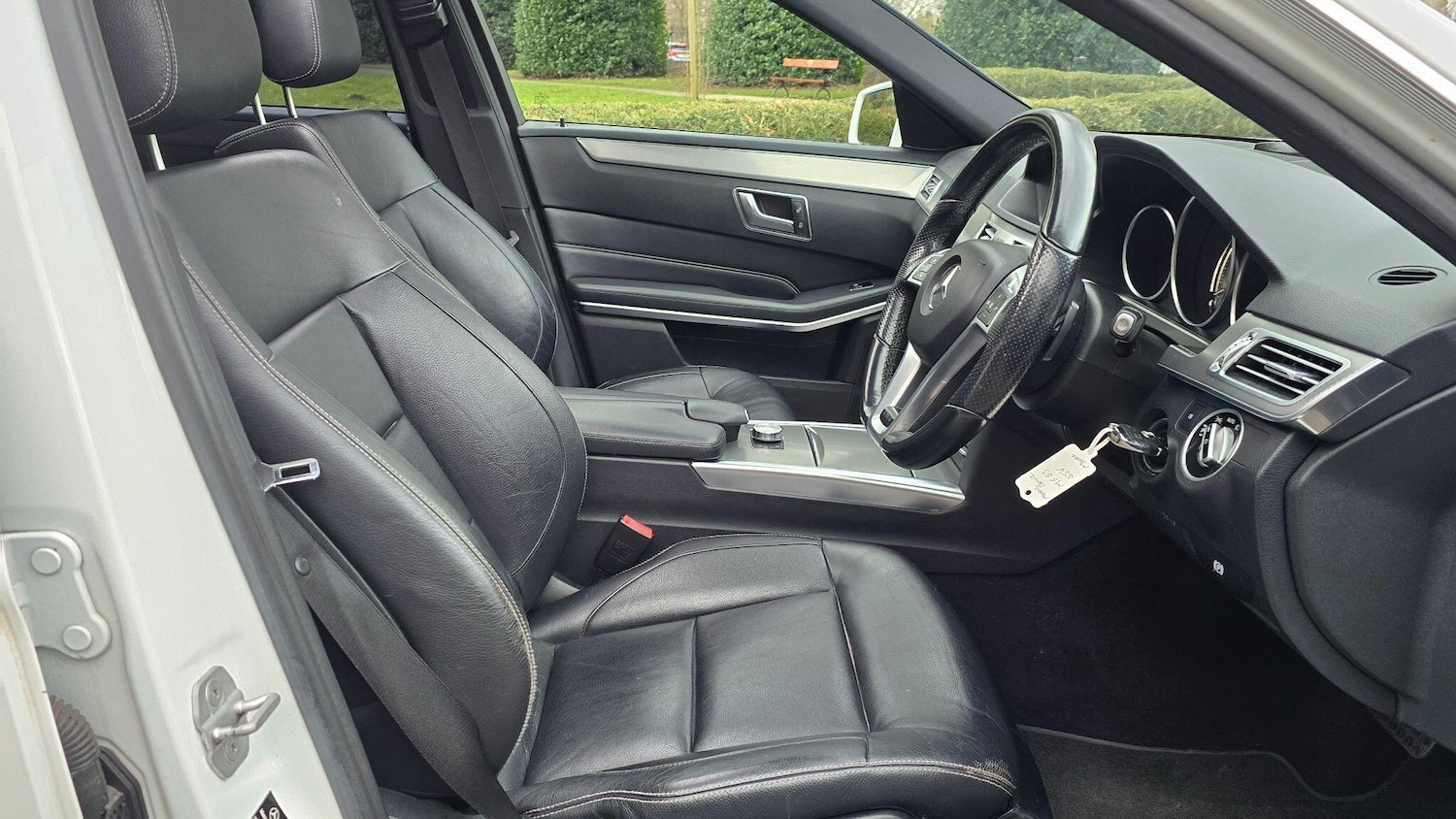 Used Mercedes-Benz E Class 2013 for sale - 77411740: Photo 14