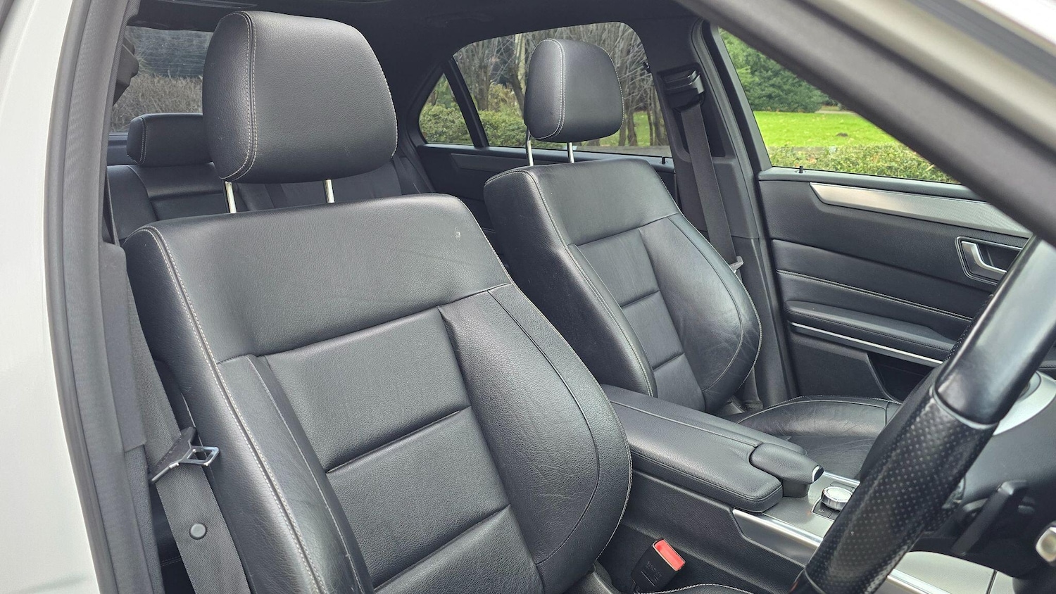 Used Mercedes-Benz E Class 2013 for sale - 77411740: Photo 15