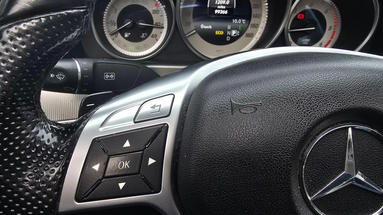 Used Mercedes-Benz E Class 2013 for sale - 77411740: Photo 20