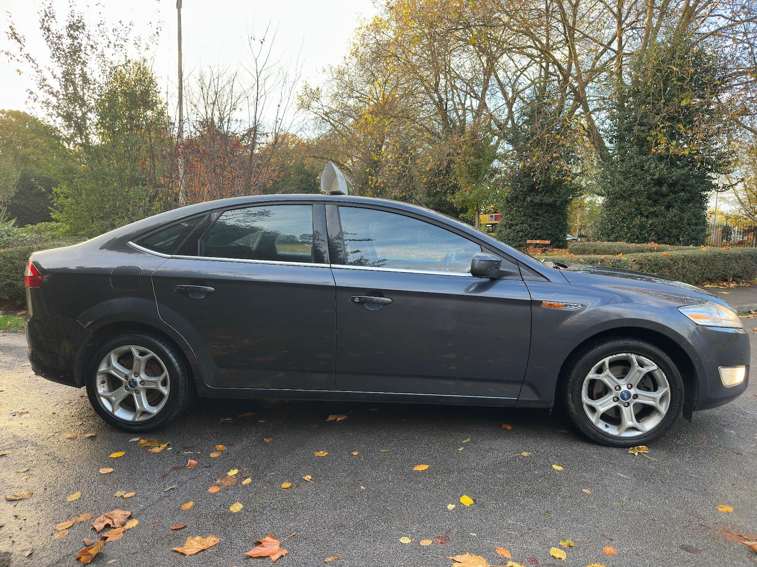 Used Ford Mondeo 2010 for sale - 75954181: Photo 25